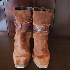 Yves Saint Laurent Brown Suede Boots